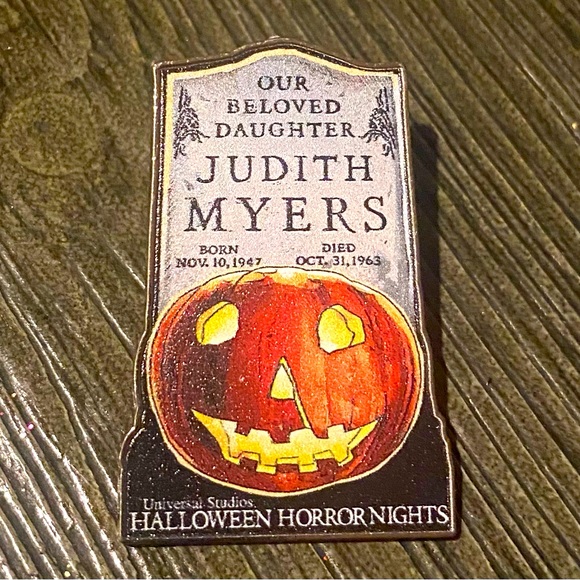 Universal Other - Michael Myers universal LE pin 2022 Halloween horror nights mystery pin …